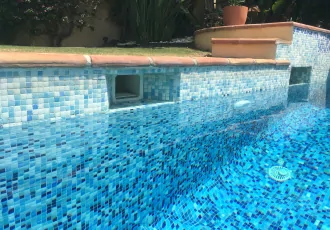 fugas de agua en piscinas